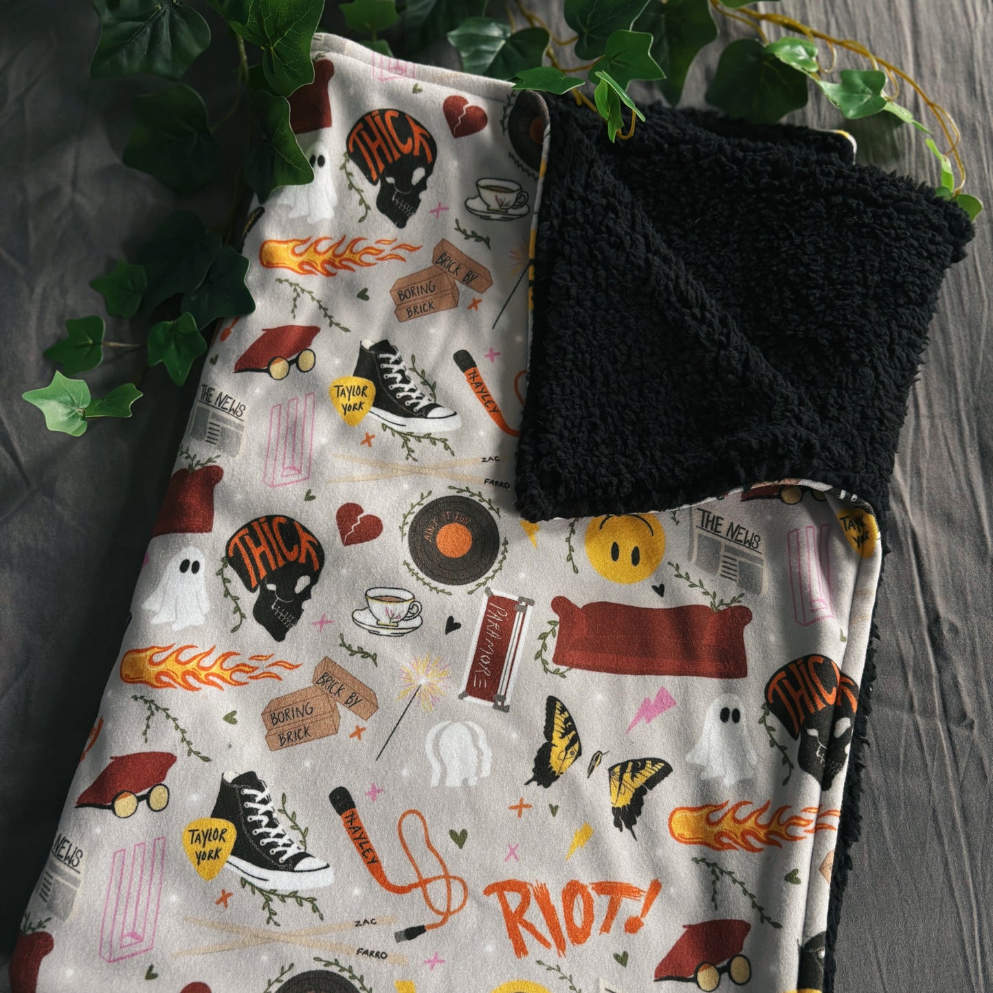 Paramore - Fleece/Sherpa Blanket (5 week turnaround time)