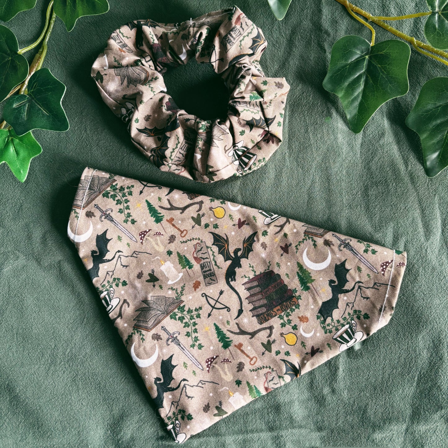 Bookish Fantasy - Scrunchie