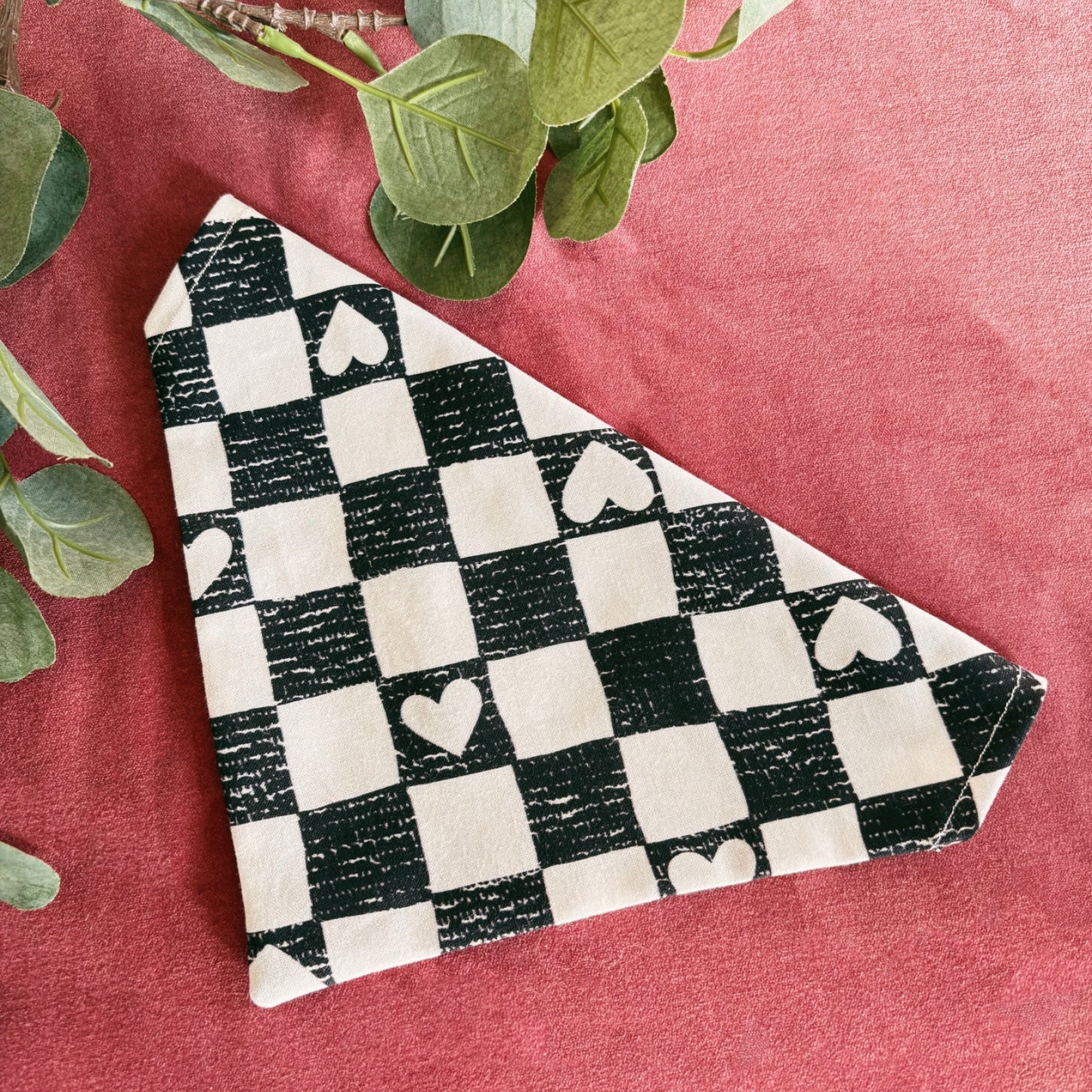 Checkerboard hearts (Valentines) - Pet Bandana
