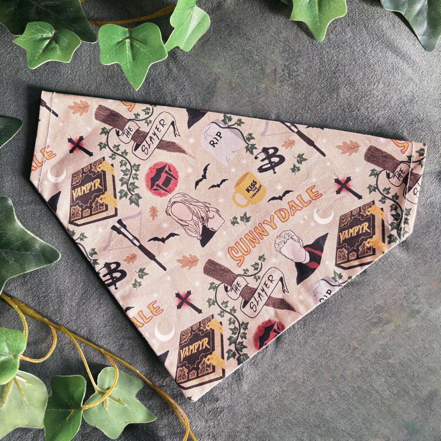 Buffy the Vampire Slayer - Pet Bandana